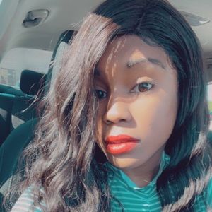 Meet your Posher, Veronica